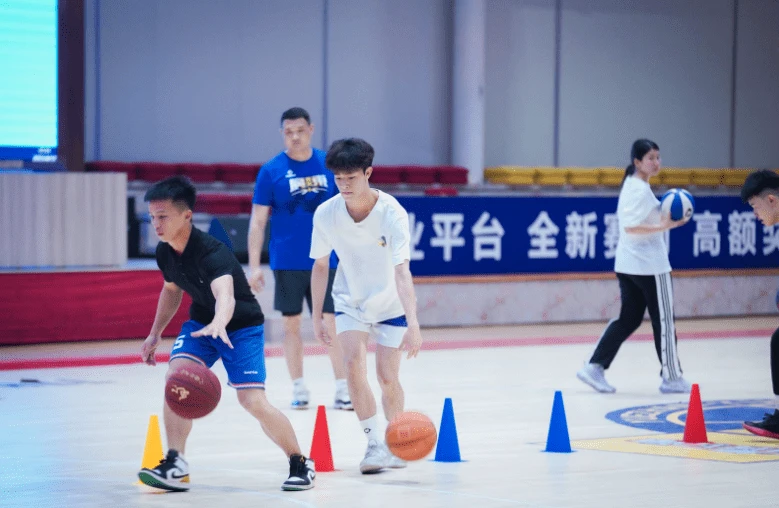 为什么可靠的篮球技术指导对初学者很重要?_0